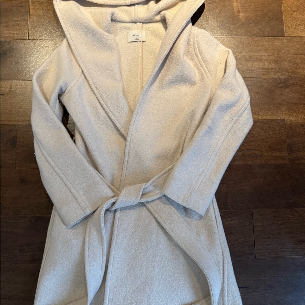 Wilfred Soft Cream Garment